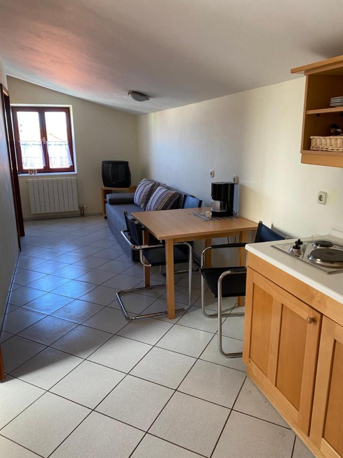 זאדאר Apartments Stanic מראה חיצוני תמונה