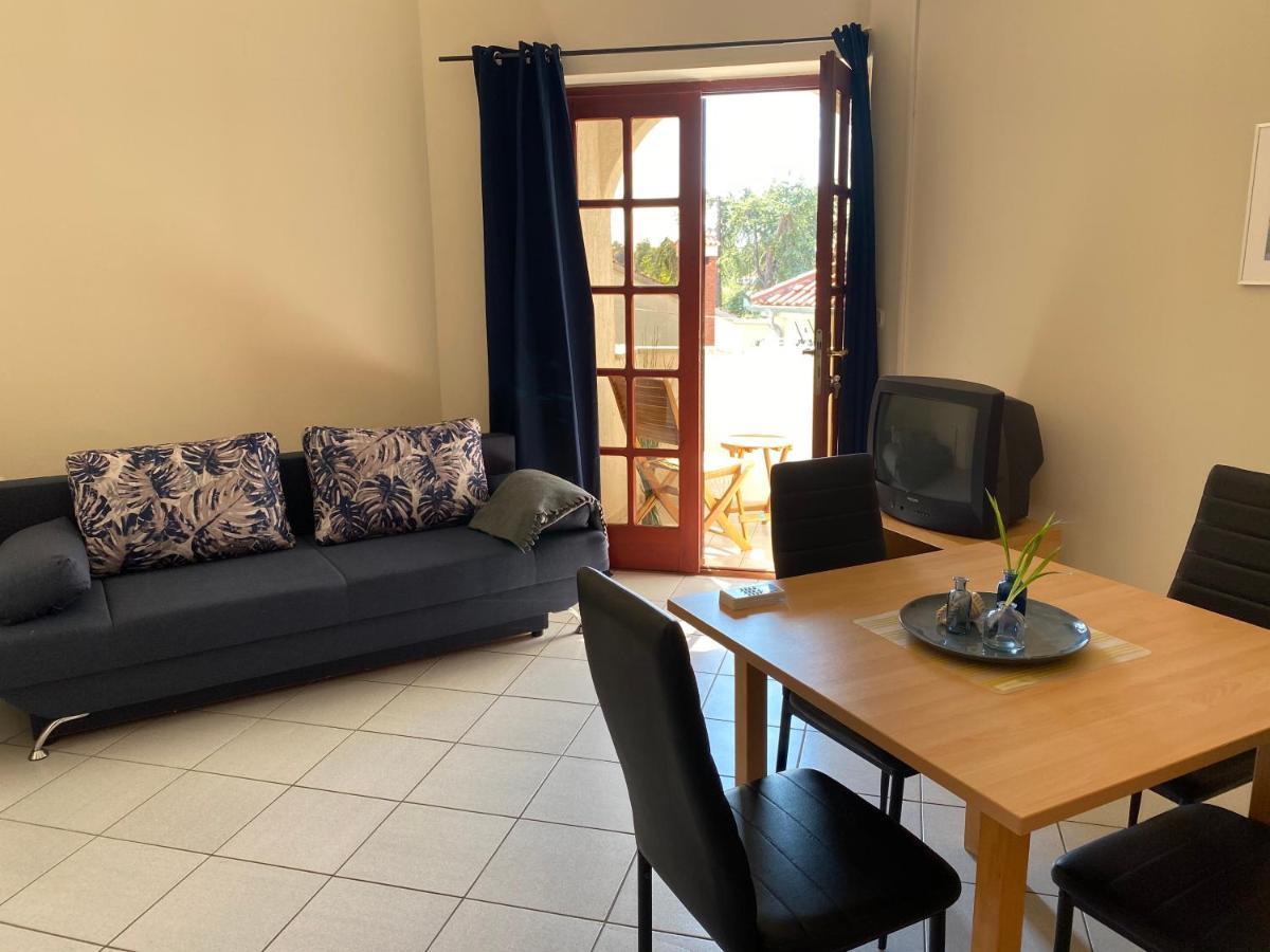 זאדאר Apartments Stanic מראה חיצוני תמונה