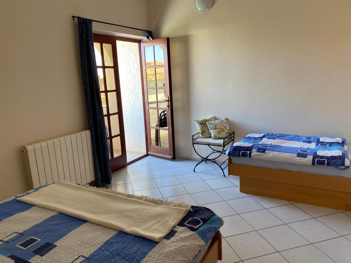 זאדאר Apartments Stanic מראה חיצוני תמונה